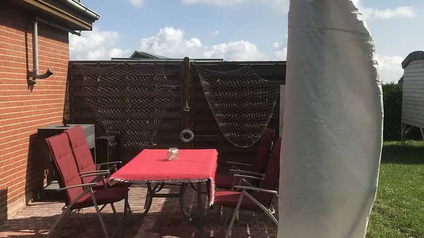 Ferienhaus für 5 Personen, mit Terrasse und Garten in Hasselberg - 2