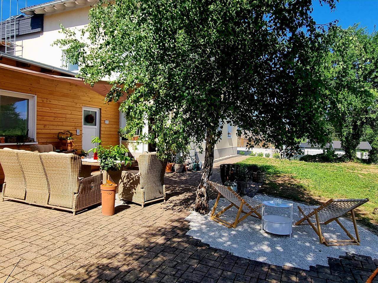 Ferienhaus 'Second Home' mit privater Terrasse, privatem Garten und Wi-Fi in Birlenbach, Lahn-Taunus