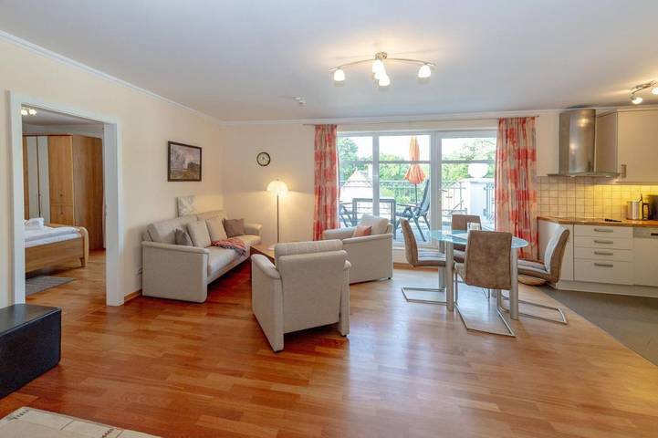 Villa für 4 Personen, mit Ausblick und Balkon sowie Sauna in Binz