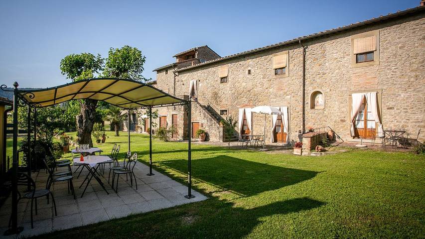 Ferienhaus für 16 Personen, mit Pool und Garten - 1