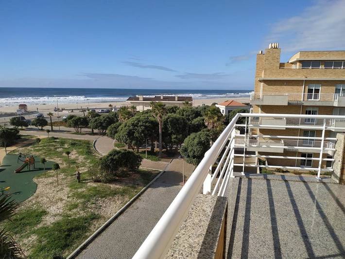 Apartamento de férias para 5 pessoas, com Varanda e Terraço e ainda Jardim and Piscina infantil em Esmoriz