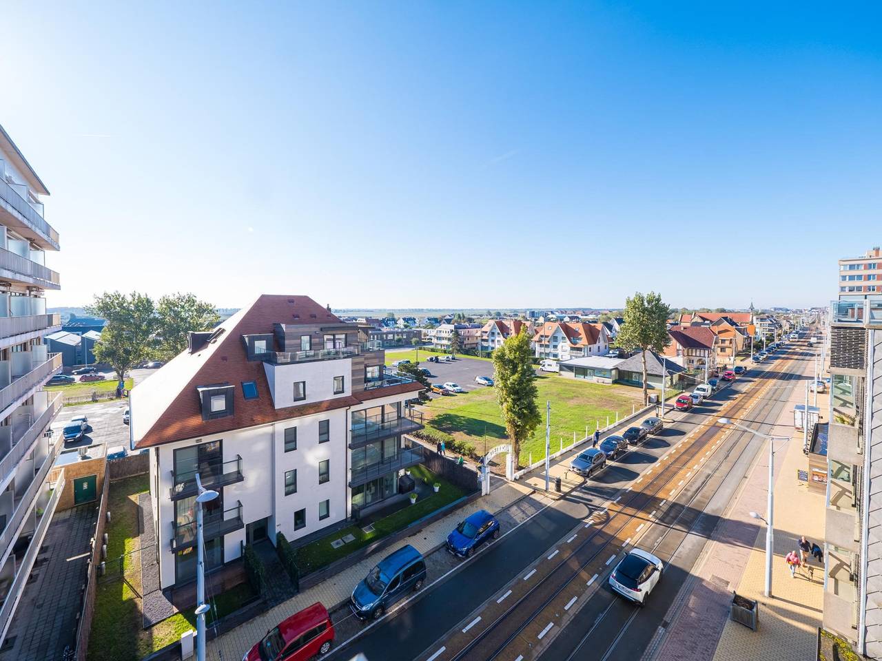 Geheel appartement, Exclusieve penthouse met 2 zonnige terrassen in Middelkerke, Belgische Kust