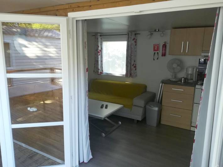 Camping pour 4 personnes, avec jardin et sauna ainsi que jacuzzi et piscine à Soulac-sur-Mer - 4