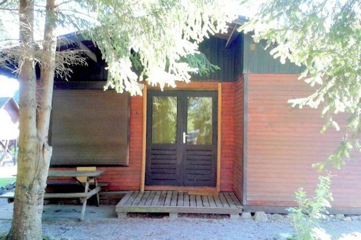Chalet pour 6 personnes, avec jardin, animaux acceptés