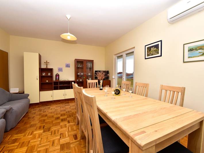 Ferienwohnung für 8 Personen, mit Terrasse in Kroatien - 3