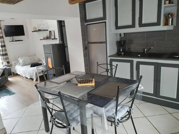 Location de vacances pour 3 personnes, avec terrasse et jardin à Herpelmont - 2