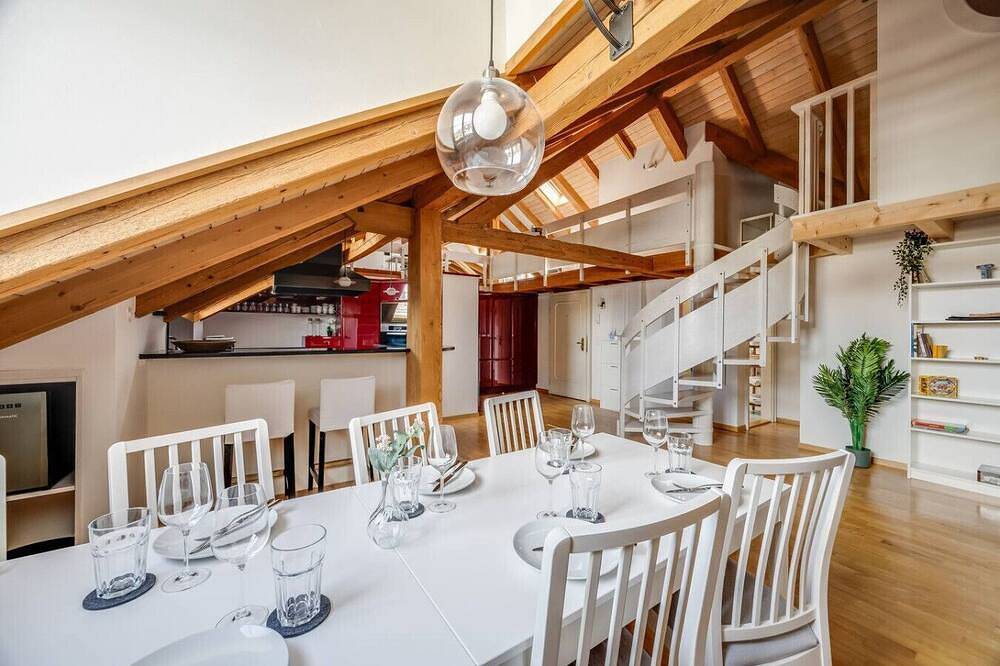 Ganze Wohnung, Atemberaubendes Apartment mit Dachterrasse in Winterthur, Zürich Voralpen