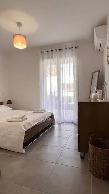 Gîte pour 2 personnes, avec jardin à Solaro