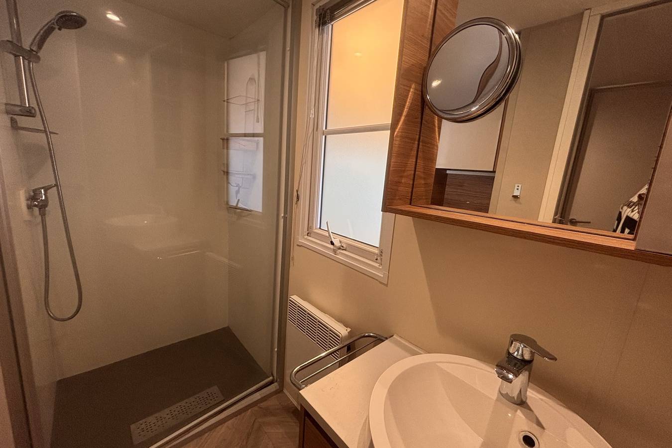 Appartement entier, Chalet dans domaine 5 étoiles avec piscine in Puget-sur-Argens, Côte méditerranéenne (France)