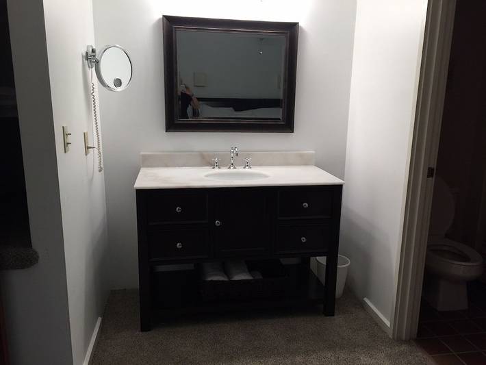 Vacation rental for 6 people, with hot tub and yard as well as pool and sauna in Stowe