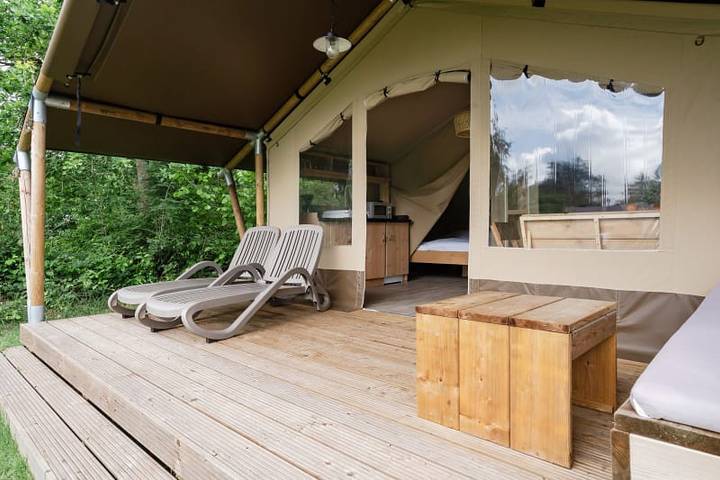 Camping für 5 Personen, mit Terrasse und Balkon/Terrasse in Friesland - 4