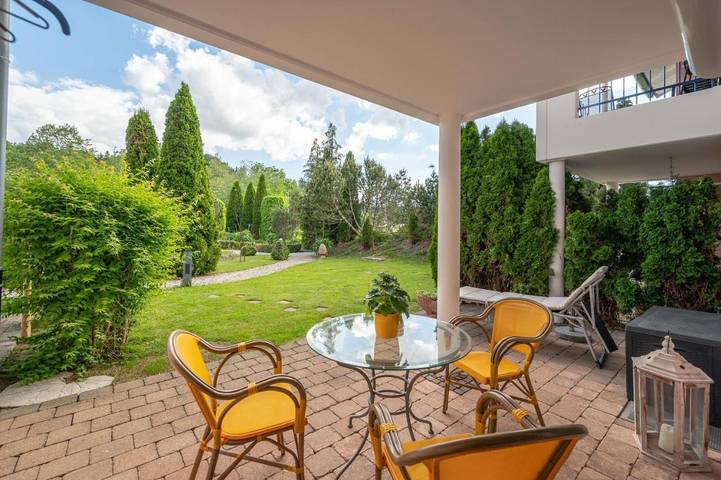 Gîte pour 2 personnes, avec Jacuzzi et Terrasse ainsi que Jardin et Piscine dans Bichel - 3