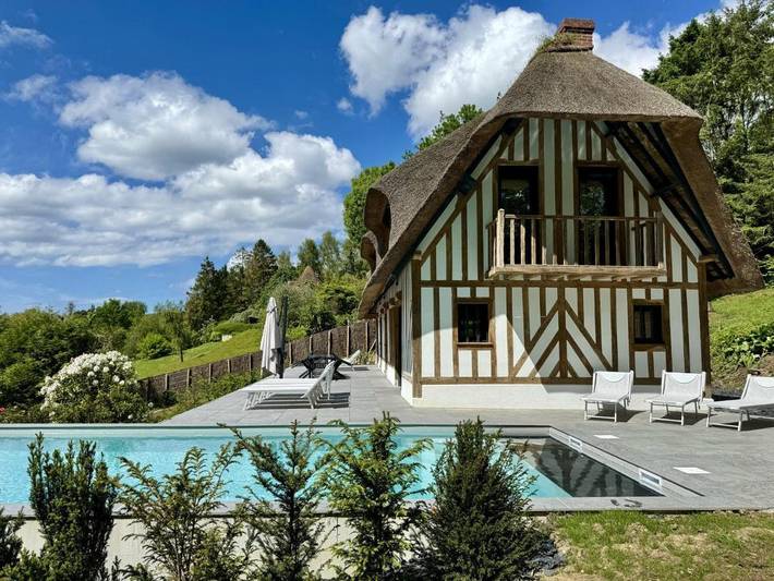 Location de vacances pour 10 personnes, avec piscine ainsi que jardin et jacuzzi à Touques - 4