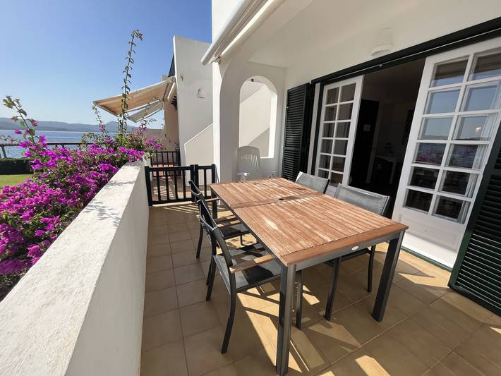 Entire apartment, Holiday apartment for 4 people with garden in Fornells, Es Mercadal