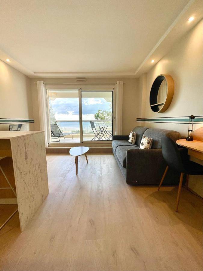 Gîte pour 2 personnes, avec terrasse et vue dans Casino De La Baule