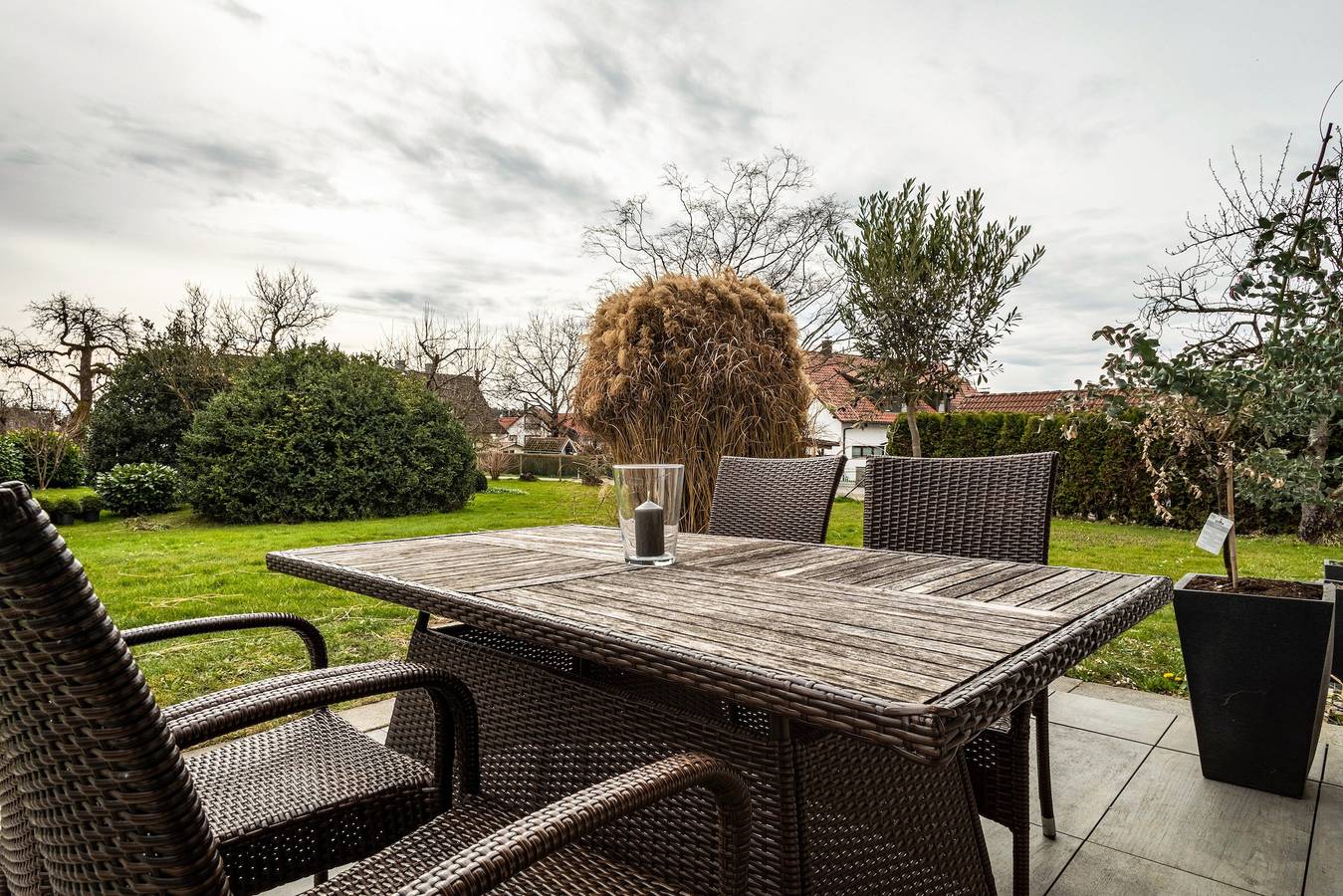 Ganze Wohnung, Schöne Ferienwohnung Hotz am Golfclub Lindau mit Bergblick, Wlan und Balkon; Parkplätze vorhanden in Lindau, Bayerisch Schwaben