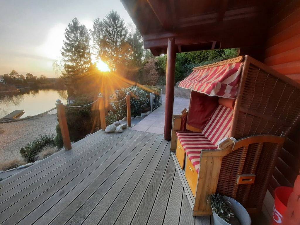 Ferienhaus in Güster mit Schwimmbecken in Büchen, Kreis Herzogtum Lauenburg