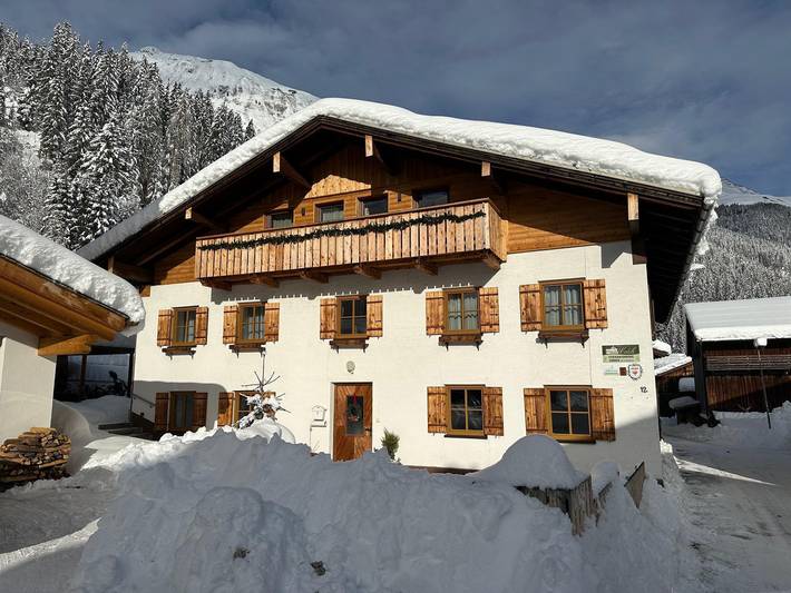Ferienwohnung für 5 Personen, mit Balkon und Garten sowie Ausblick im Lechtal - 3