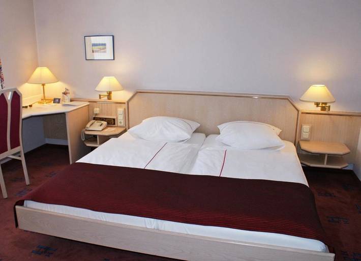 Hotel für 3 Personen, mit Terrasse und Garten sowie Sauna und Ausblick in Burghausen - 4