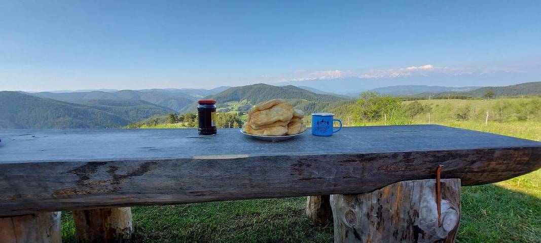 Lodge für 16 Personen, mit Garten und Whirlpool sowie Pool, kinderfreundlich in Bulgarien - 4