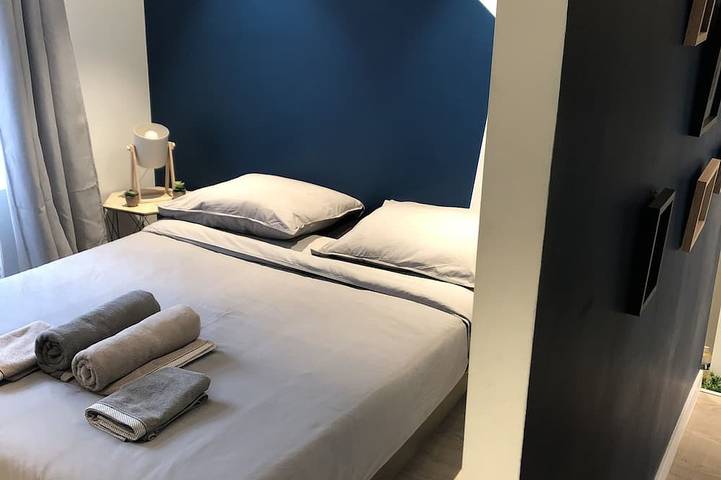 Ganze Wohnung, La Nanou, Appart. Loft 60m2 - Private Yard In The Historical Center Of Dijon in Dijon, Dijon und Umgebung
