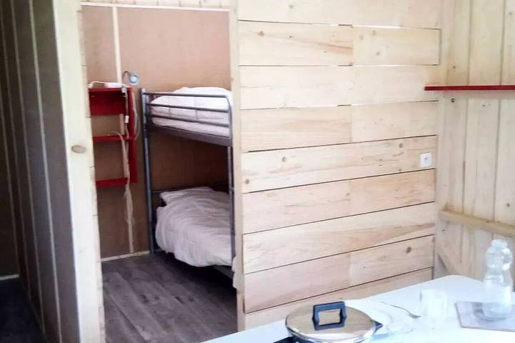 Gîte pour 4 personnes, avec terrasse, animaux acceptés à Le Buisson-de-Cadouin - 2
