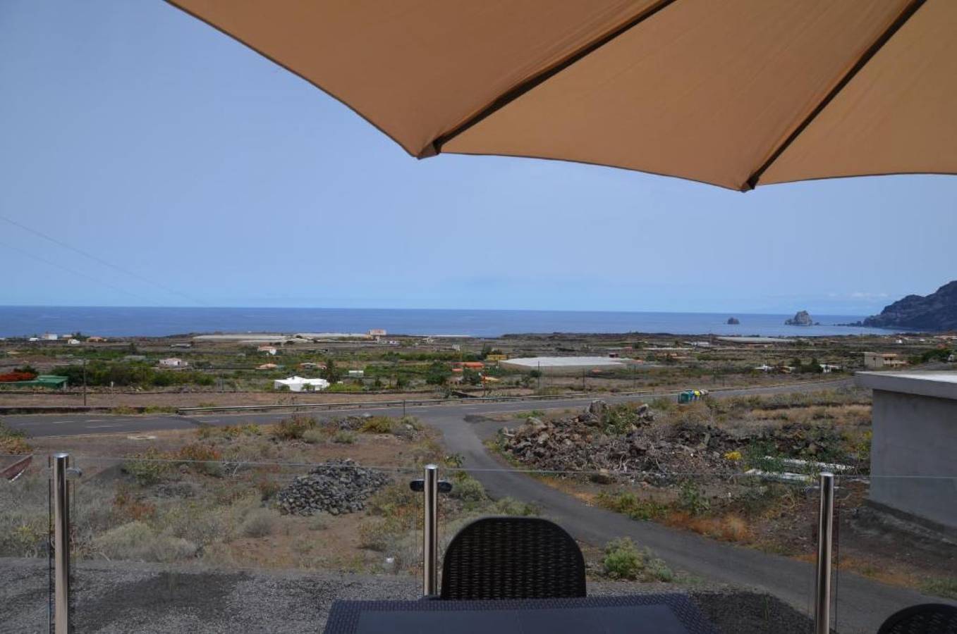 Casa vacacional 'Miramar' con vistas al mar, terraza privada y Wi-Fi in Frontera pueblo (El Hierro), Frontera 