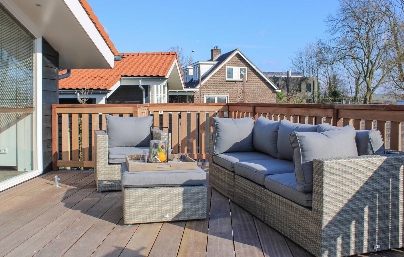 Ferienhaus für 6 Personen mit Terrasse in Rijnsaterwoude, Groene Hart