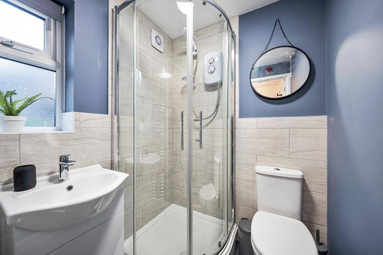 Holiday Home in Coventry, Birmingham Area