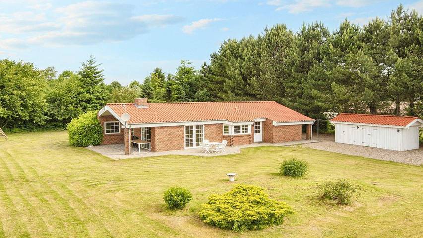 Ferienhaus für 9 Personen, mit Sauna und Garten sowie Whirlpool in St. Sjørup