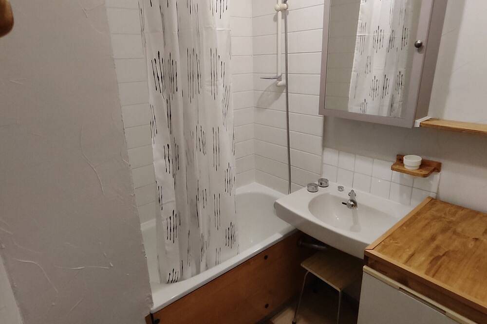 Appartement entier, Appart 2 Pièces Cabine, 200m Pistes, 6 pers, Balcon in La Ferrière, Le Pleynet Les Sept Laux