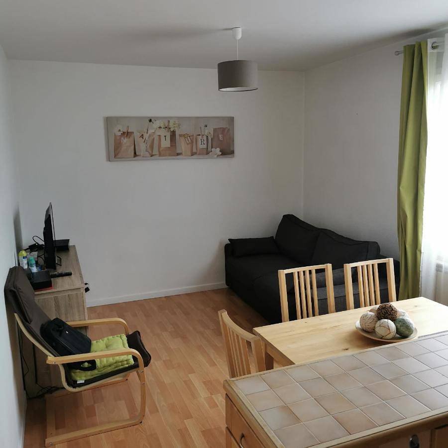 Résidence Hôtel Les Joséphines in Rueil-Malmaison, Hauts-de-Seine