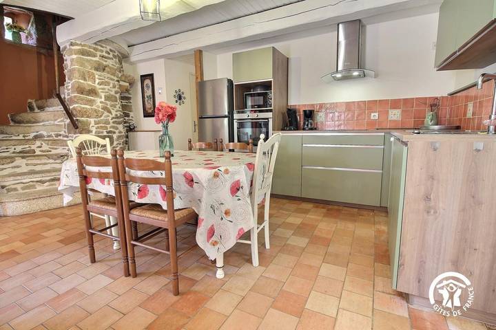 Gîte pour 7 personnes, avec jardin à Languidic - 2
