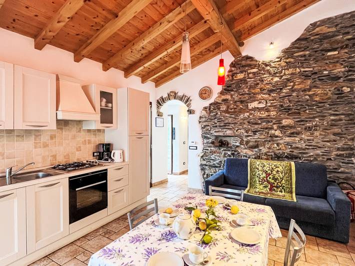 Ferienhaus für 4 Personen, mit Garten und Balkon in Prelà