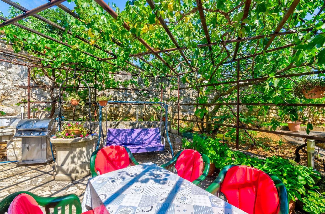 Guest room for 3 persons approx. 18 qm in Crikvenica, Kvarner Bay (Crikvenica and the surrounding area) in Crikvenica, Primorje-Gorski Kotar