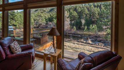 Vacation Home for 8 Guests in Estes Park, Larimer County, Picture 4
