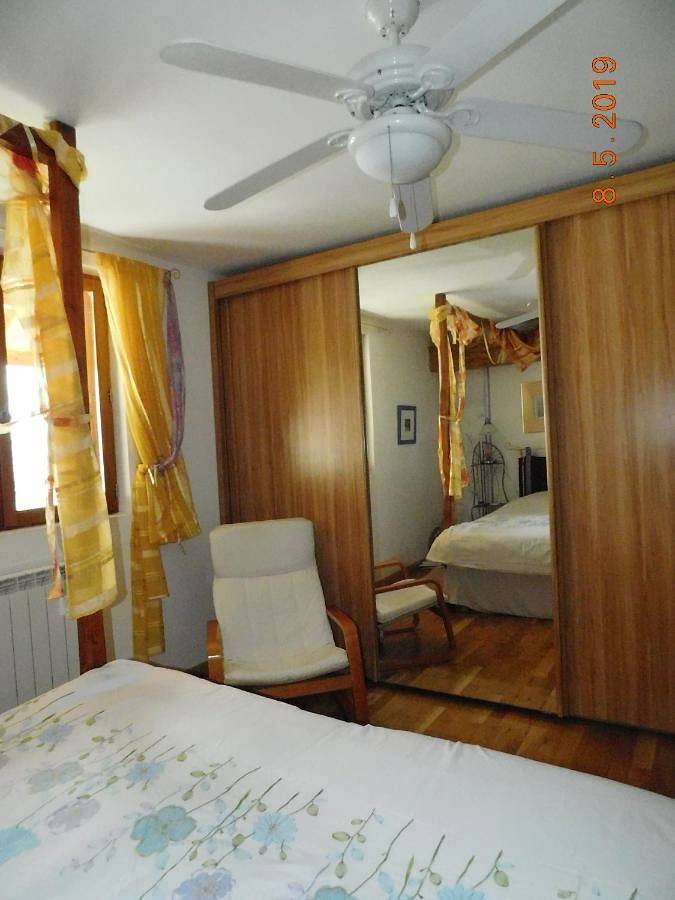 Location de vacances pour 2 personnes, avec jardin et vue, adapté aux familles dans Bassy - 2