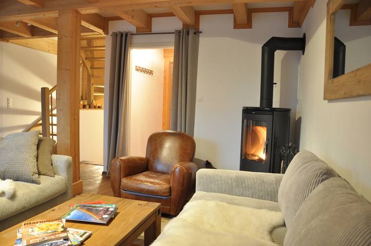 Gîte pour 10 personnes, avec vue ainsi que sauna et jardin, animaux acceptés dans Les Diablerets - 3