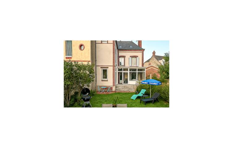 Maison de vacances pour 10 personnes, avec jardin et terrasse, animaux acceptés à Sens