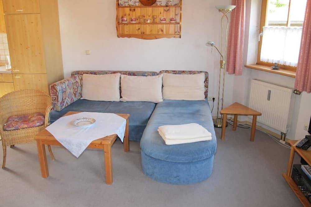 Ganze Wohnung, 55qm große Ferienwohnung auf zwei Ebenen mit Sonnengarten für 2 bis 4 Personen in Haidmühle, Ostbayern