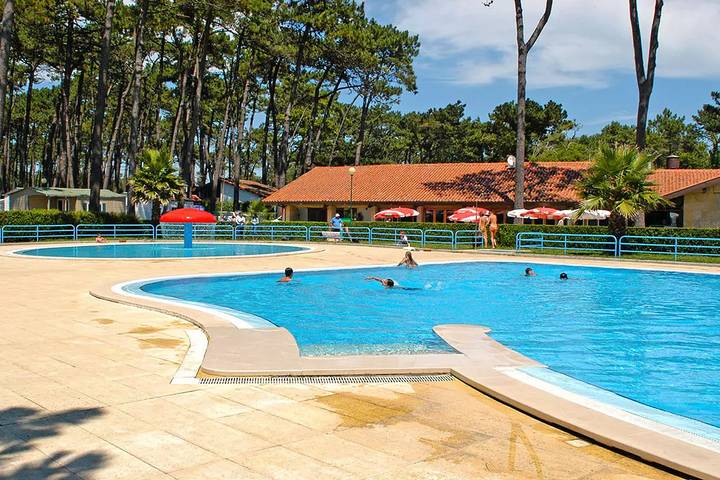 Camping pour 6 personnes, avec piscine et terrasse au Portugal - 2