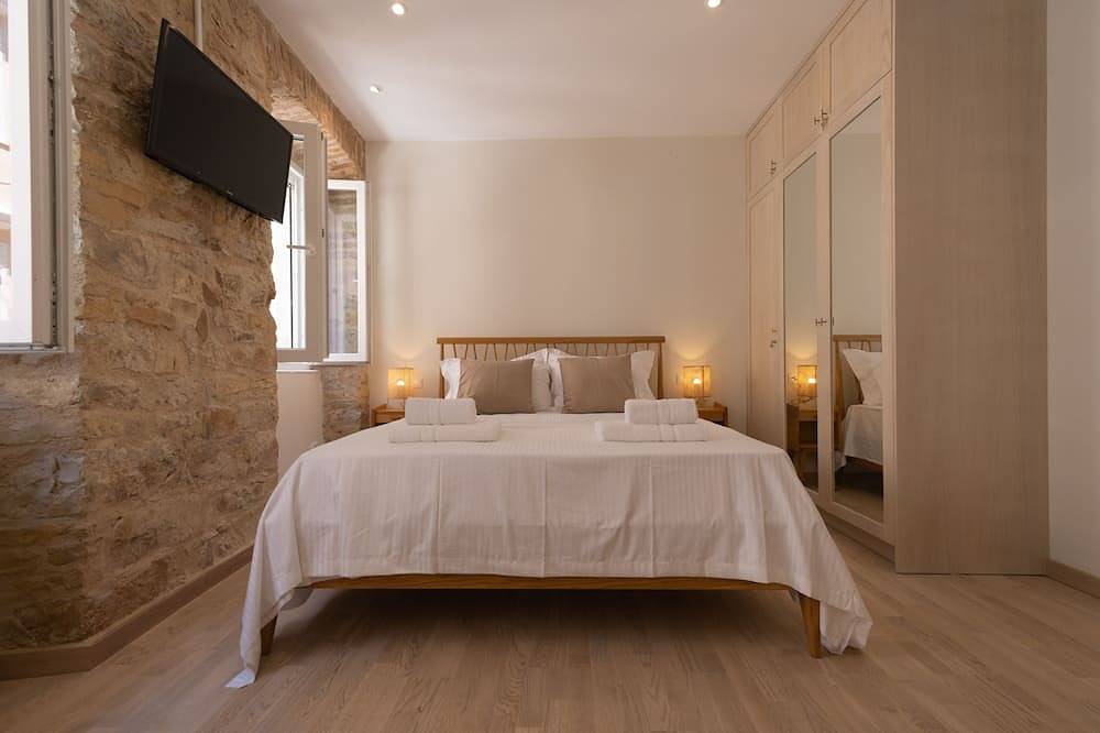 Appartamento intero, La Corda - newly renovated apartment in Corfu town in Corfù (città), Corfù