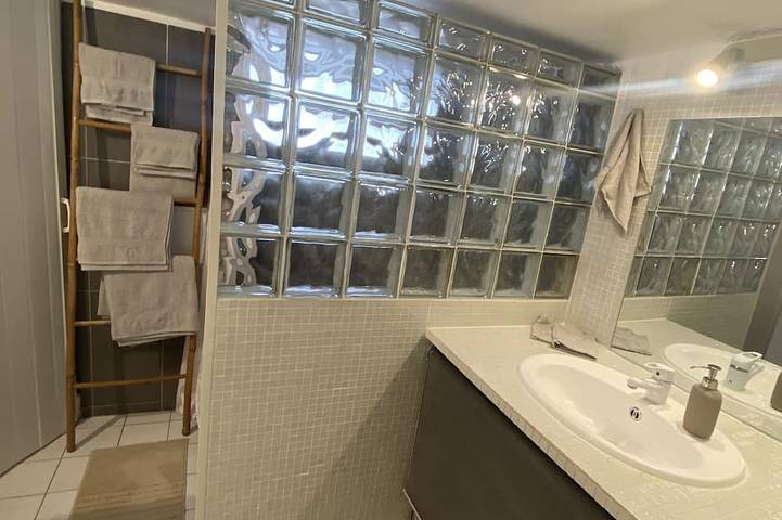 Ganze Wohnung, Cosy apartment in a 2** residence in Martigues, Mittelmeerküste (Frankreich)
