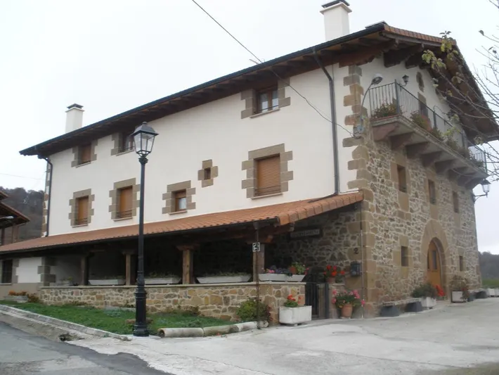 Apartamento de vacaciones para 16 personas, con jardín y vistas - 1