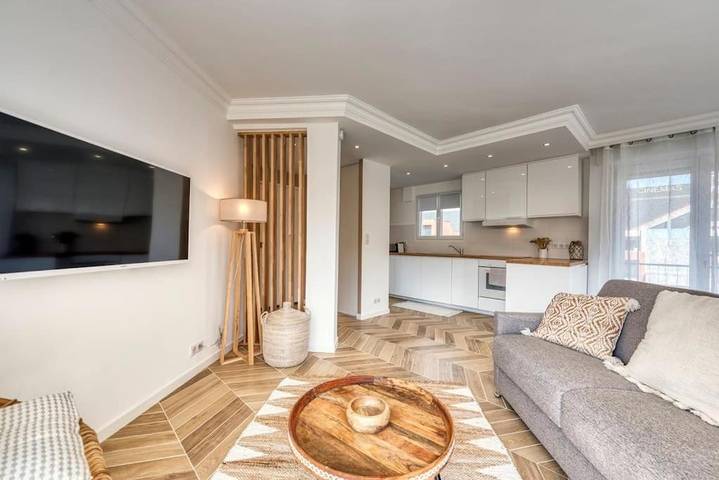 Gîte pour 4 personnes, avec terrasse dans Gare De Saint Raphael Valescure - 3