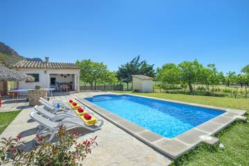 Villa in Pollença, Serra de Tramuntana Villa in Pollença, Serra de Tramuntana für 4