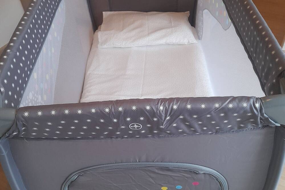 Acogedora casita de pueblo en plena naturaleza. Candeleda-Avila-Sierra de Gredos in Candeleda, Valle del Tiétar