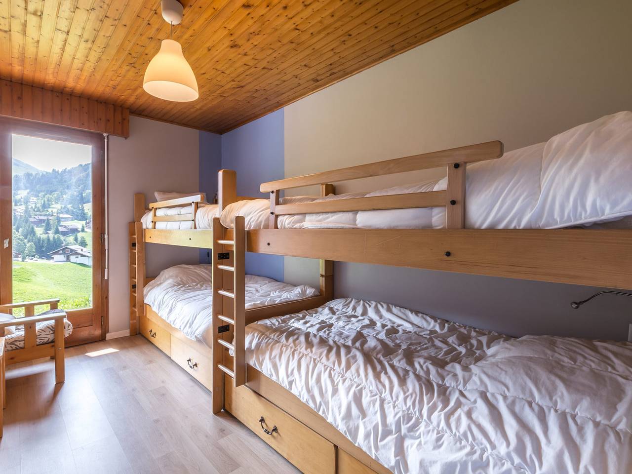 Ganze Wohnung, 3 Zimmer, Terrasse, Parkplatz in La Clusaz in La Clusaz, Annecy und Umgebung