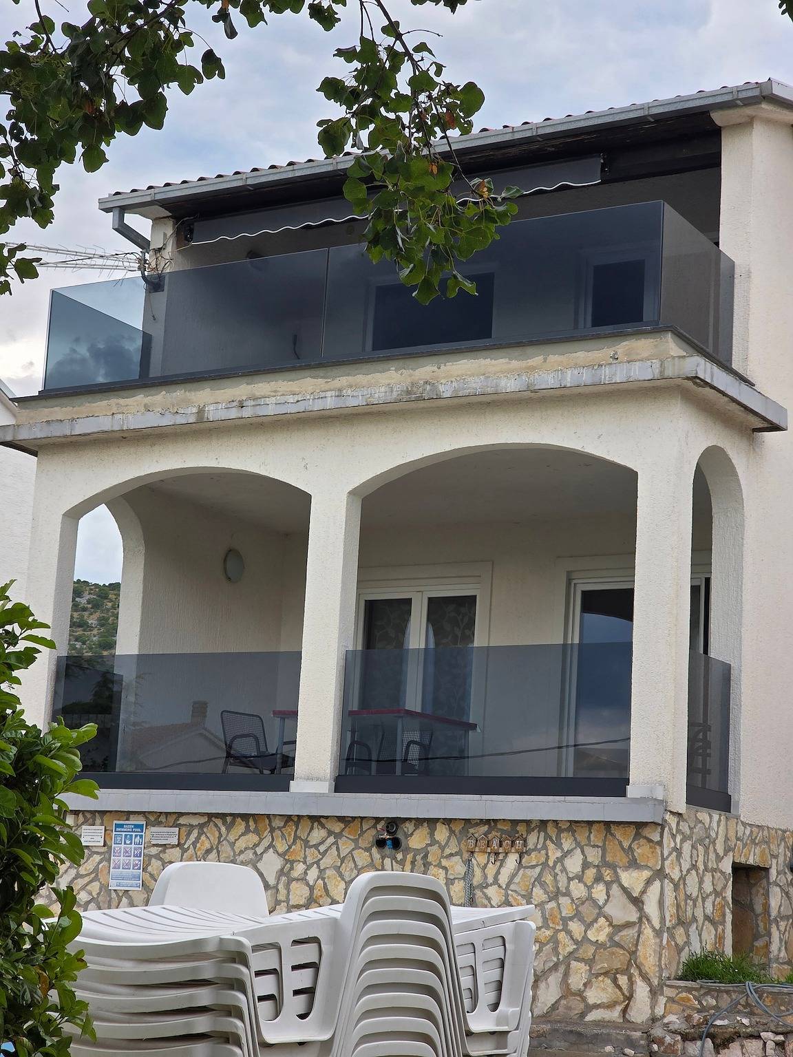 Villa Sunrise – Haus mit privatem Pool und Meerblick in Novi Vinodolski, Primorje-Gorski Kotar