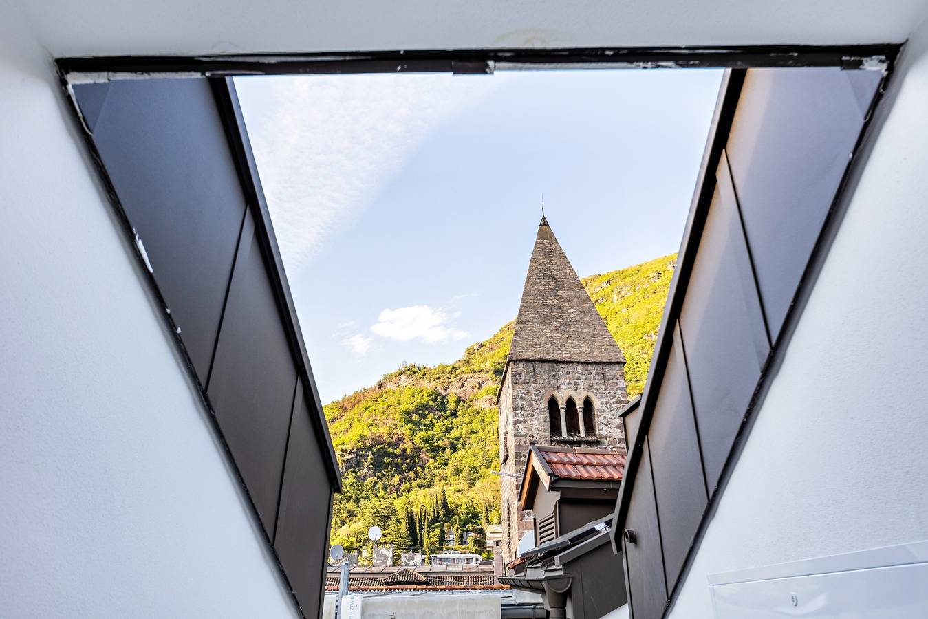 Studio entier, Studio 'App 303 Palazzo Cavour' avec vue sur la montagne, Wi-Fi et climatisation in Centro-Piani-Rencio, Bolzano